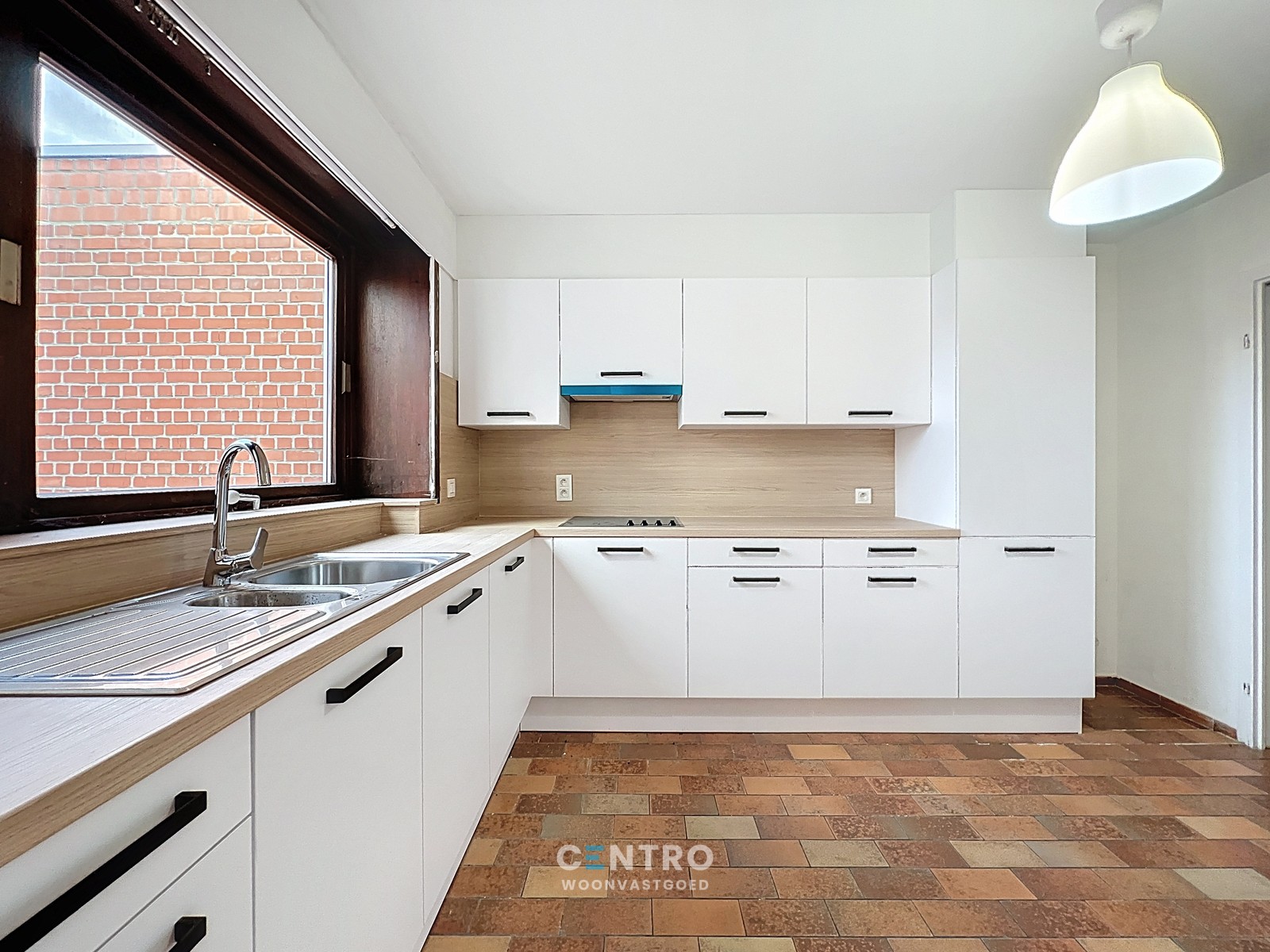Betaalbaar app. (85m²) met 2 slpks, kelderberging en TERRAS van 50m² ! - photo 3
