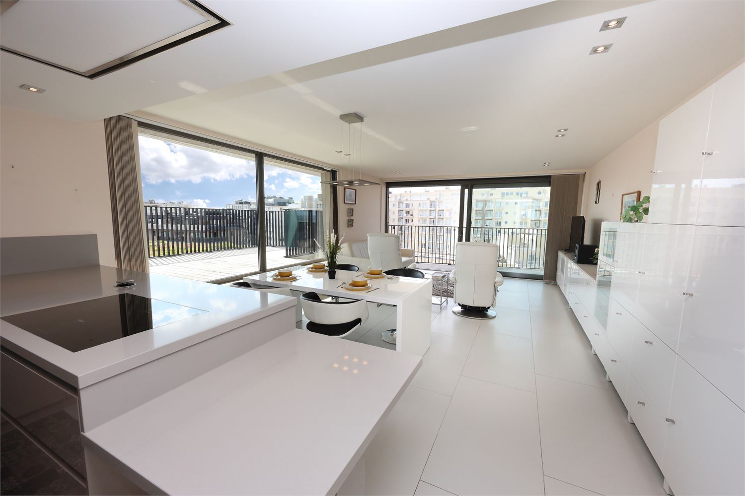Exclusieve Penthouse met 2 slaapkamers en 76 m² zonneterras ! - foto 1
