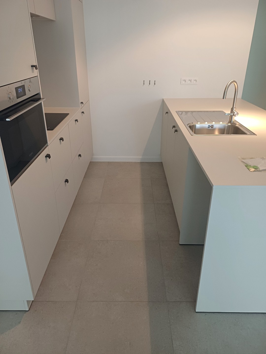 Instapklaar energieneutraal 2 slaapkamer nieuwbouw-appartement in Neerpelt centrum op de bovenste verdieping - foto 5