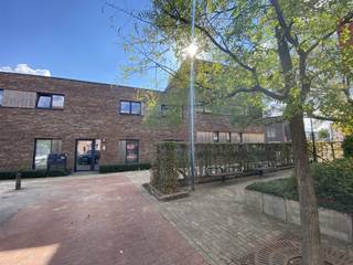 Modern gezellig appartement te Diegem. Dit appartement is gelegen op de eerste verdieping (geen lift) van een kleinschalig gebouw in een rustige...