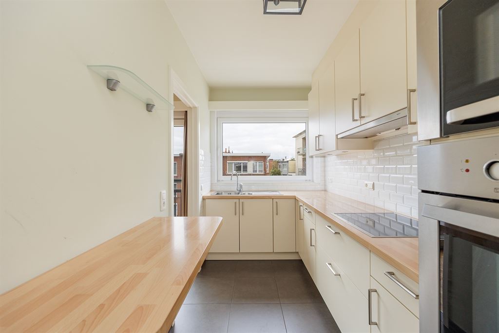 Licht appartement vlakbij Te Boelaerpark - foto 4