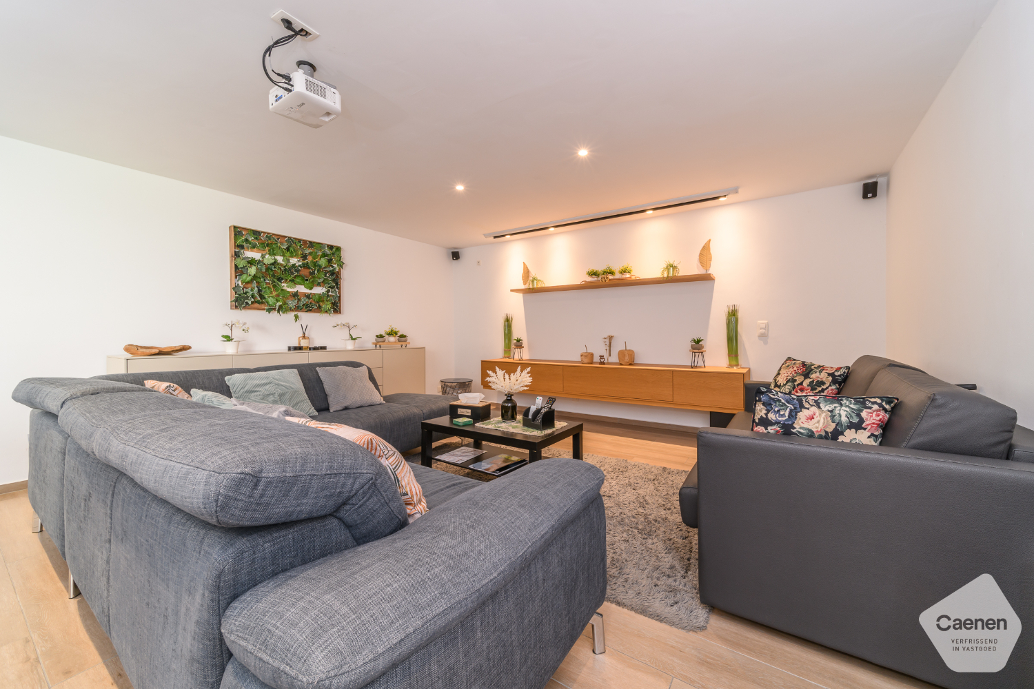 Gelijkvloers, instapklaar appartement met terras en tuin – volledig bemeubeld en op toplocatie vlakbij de Zeedijk! - foto 5