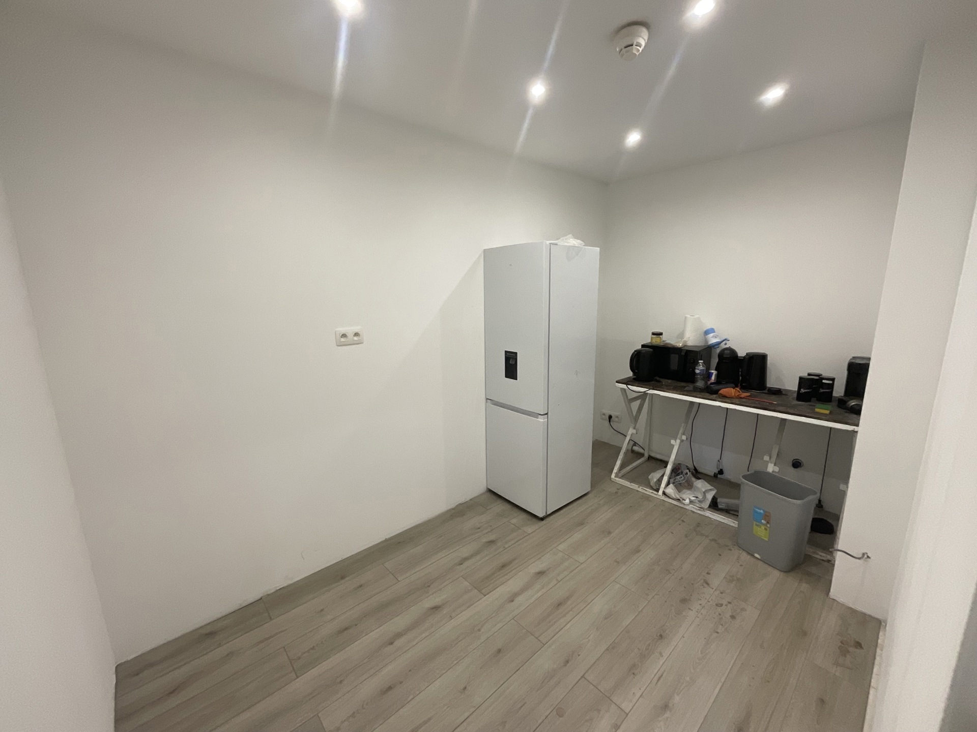 Commercial à louer à Machelen - photo 4