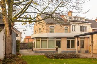 Centraal gelegen, prachtig Art-Deco-burgerhuis, met 3 slaapkamers, bureau, garage, tuin...(vloerverwarming, zonneboiler,elektr...