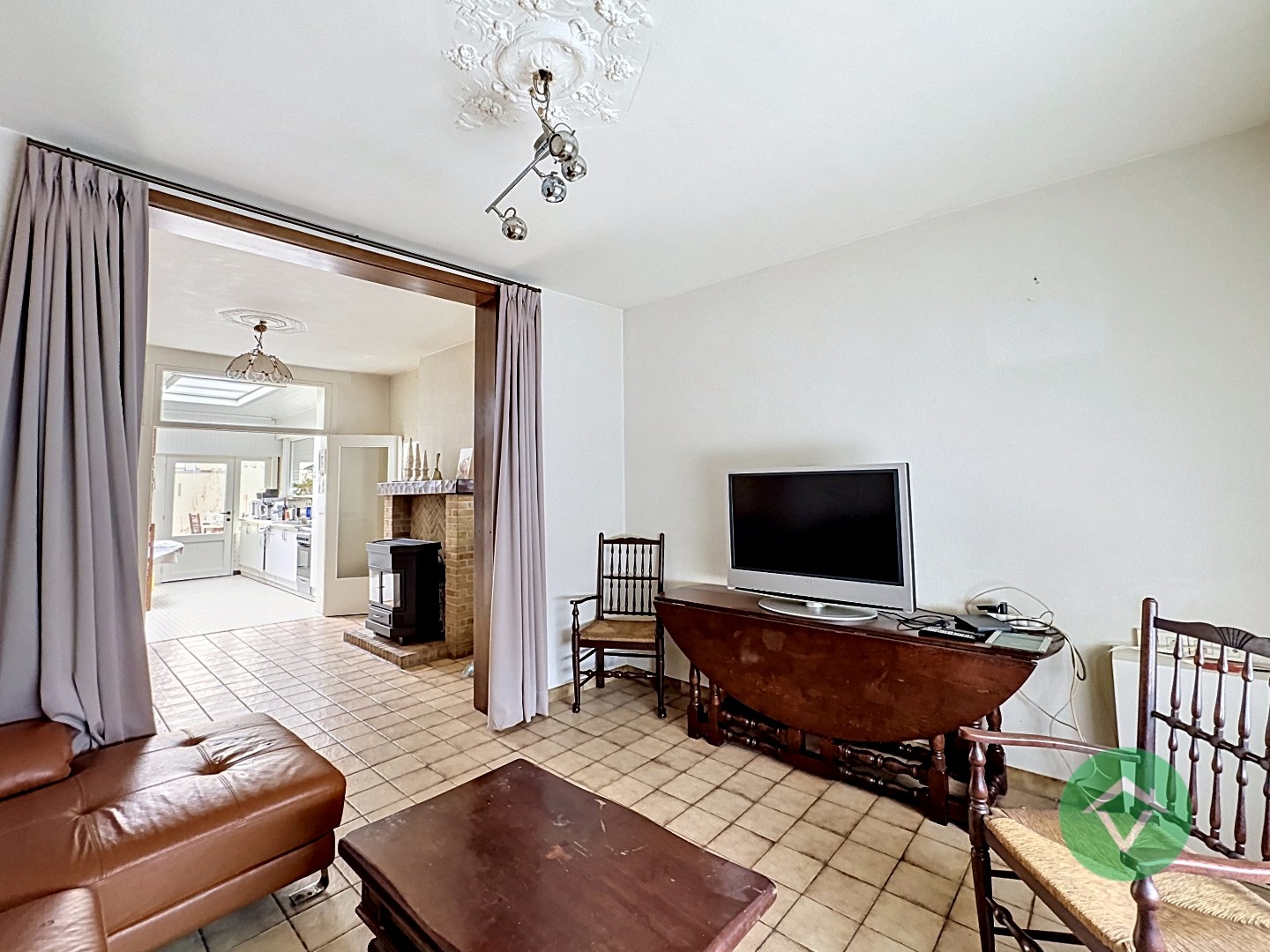 Woning met 3 slaapkamers en tuin te Eernegem - foto 4