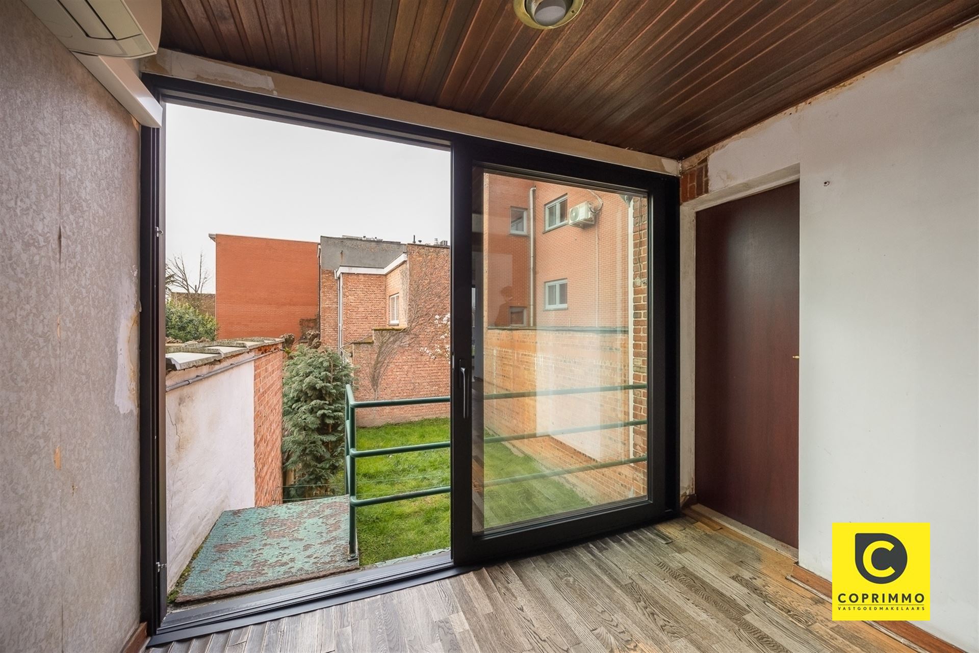Woning met ruime zuidgerichte tuin - foto 4