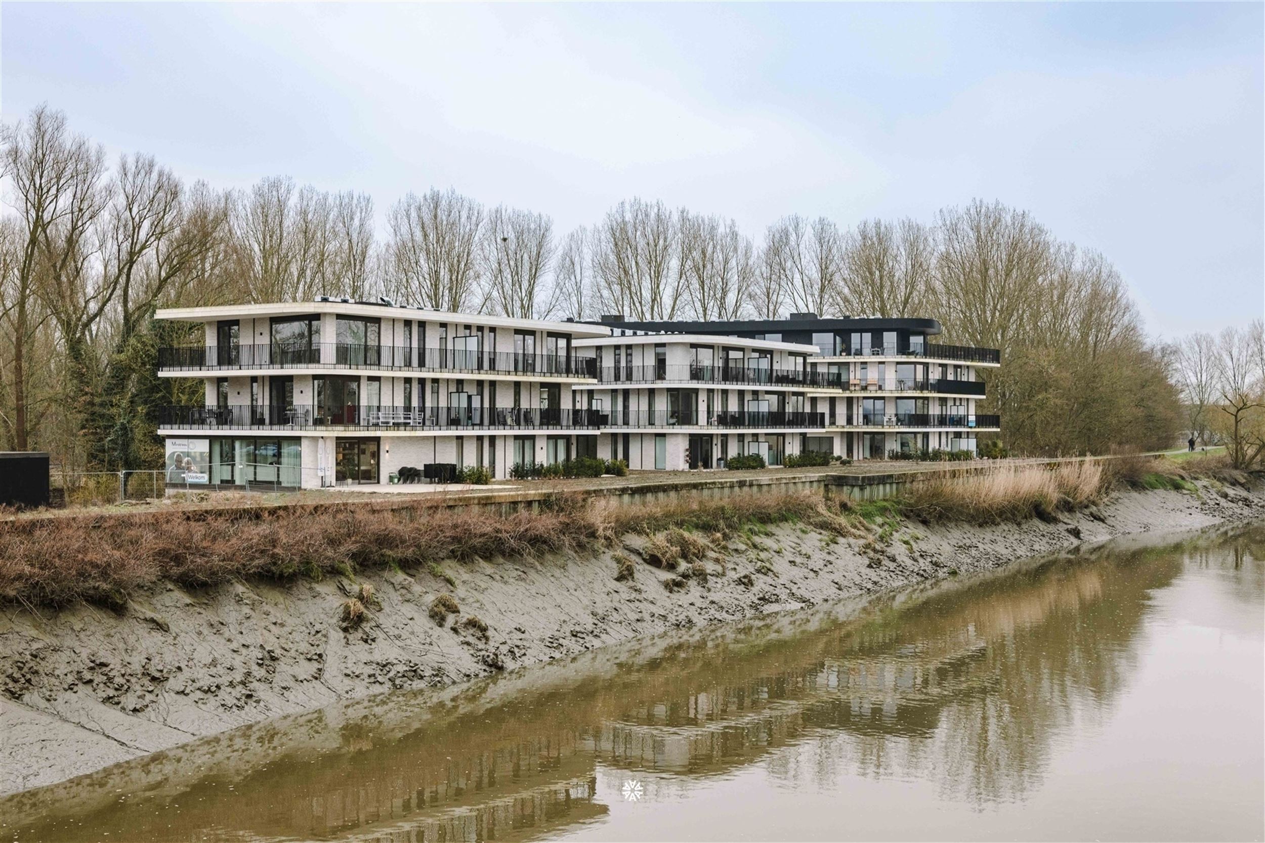 Hoogwaardig afgewerkte assistentiewoning in residentie Mirab'eau.   - foto 2