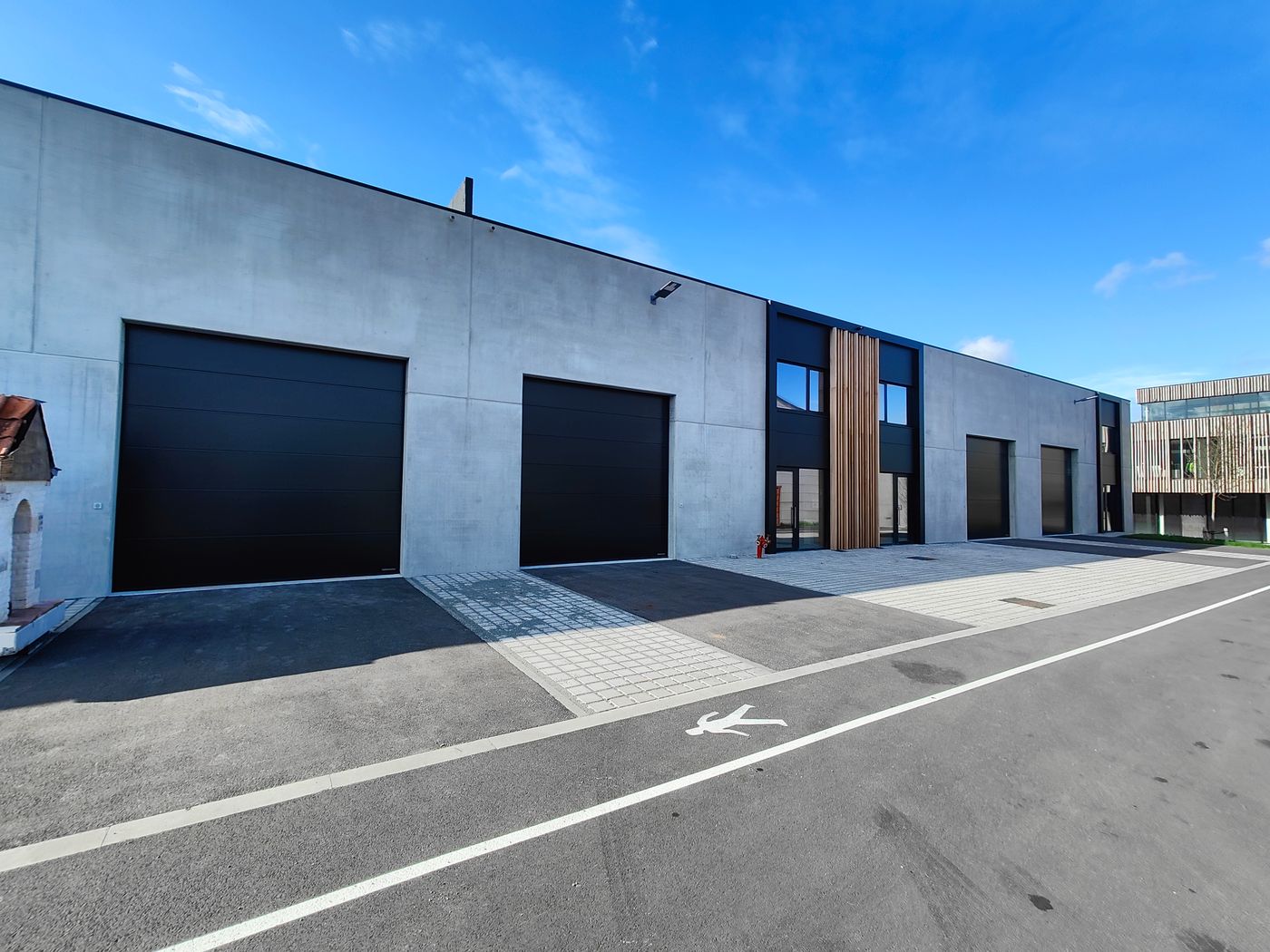NIEUWBOUW KMO-UNIT VAN 208 M² IN OUDENBURG - foto 4