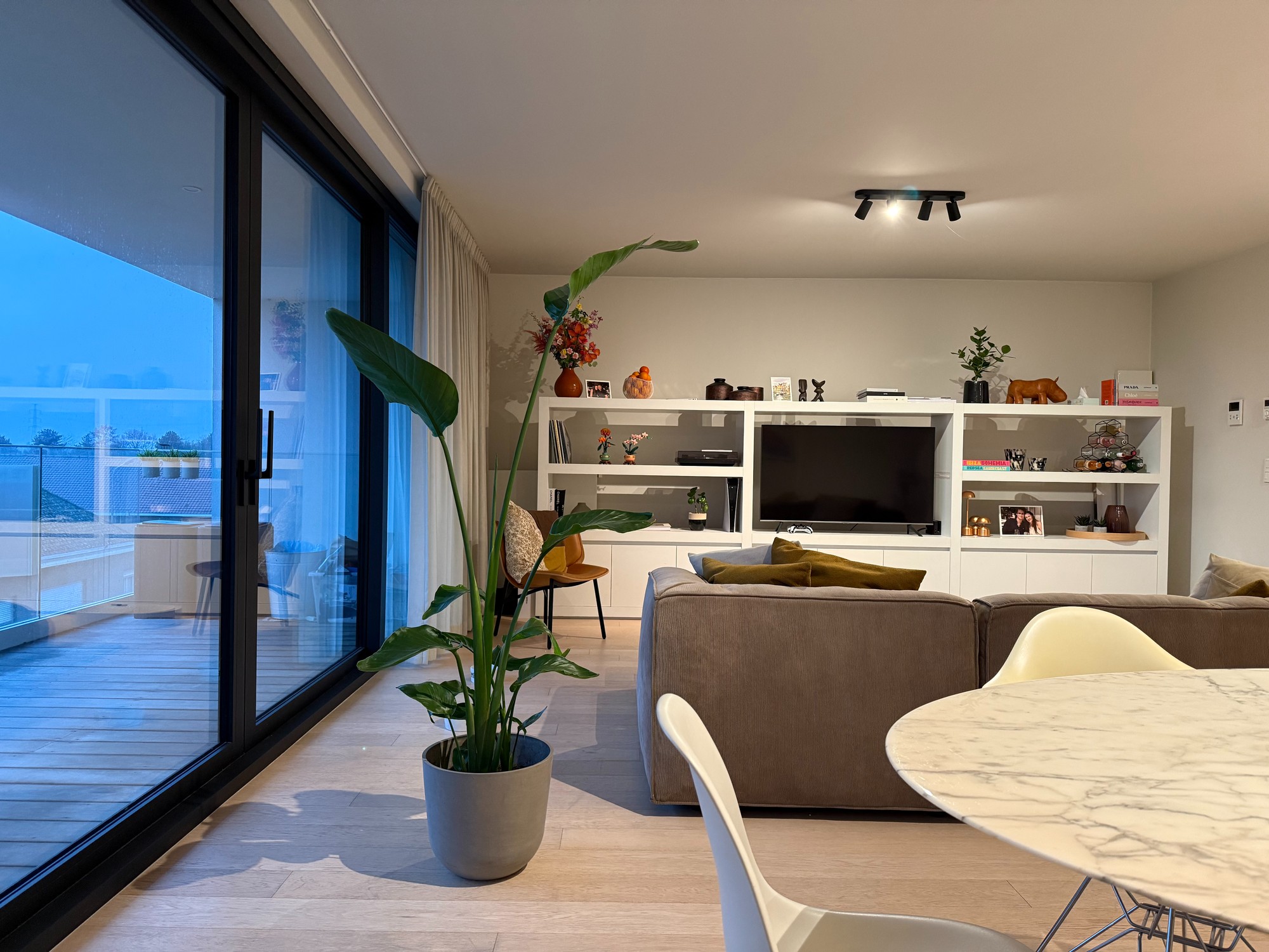 Recent GESCHILDERD  appartement in centrum Deerlijk | St Amandusstraat - foto 2