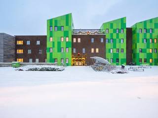 In de stadsrand van Brugge, situeert zich dit recent studentengebouw (2016) met hedendaagse studentenkamer. Verscheidene universiteiten...