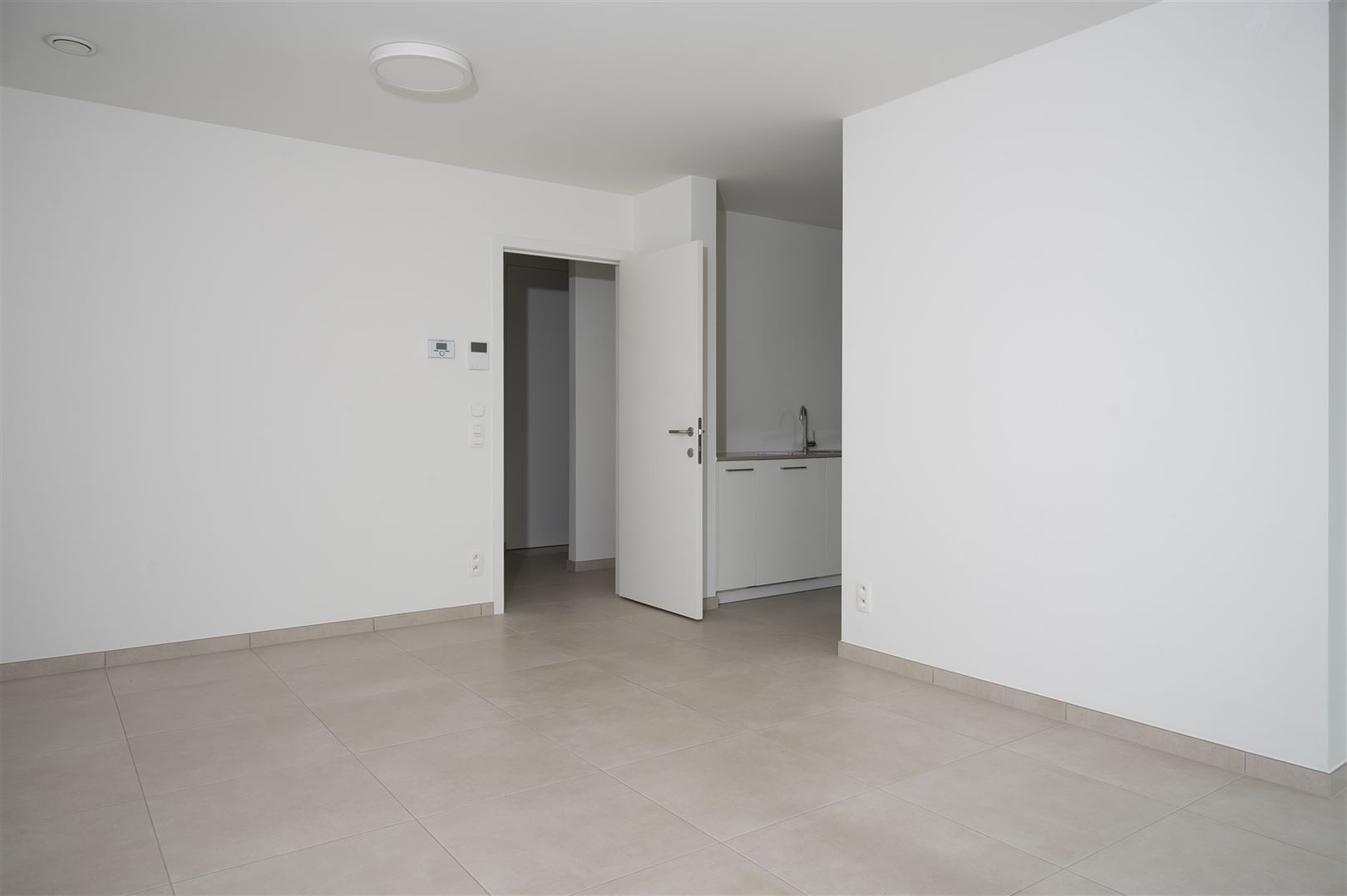 Gelijkvloers nieuwbouw appartement te huur  - foto 3