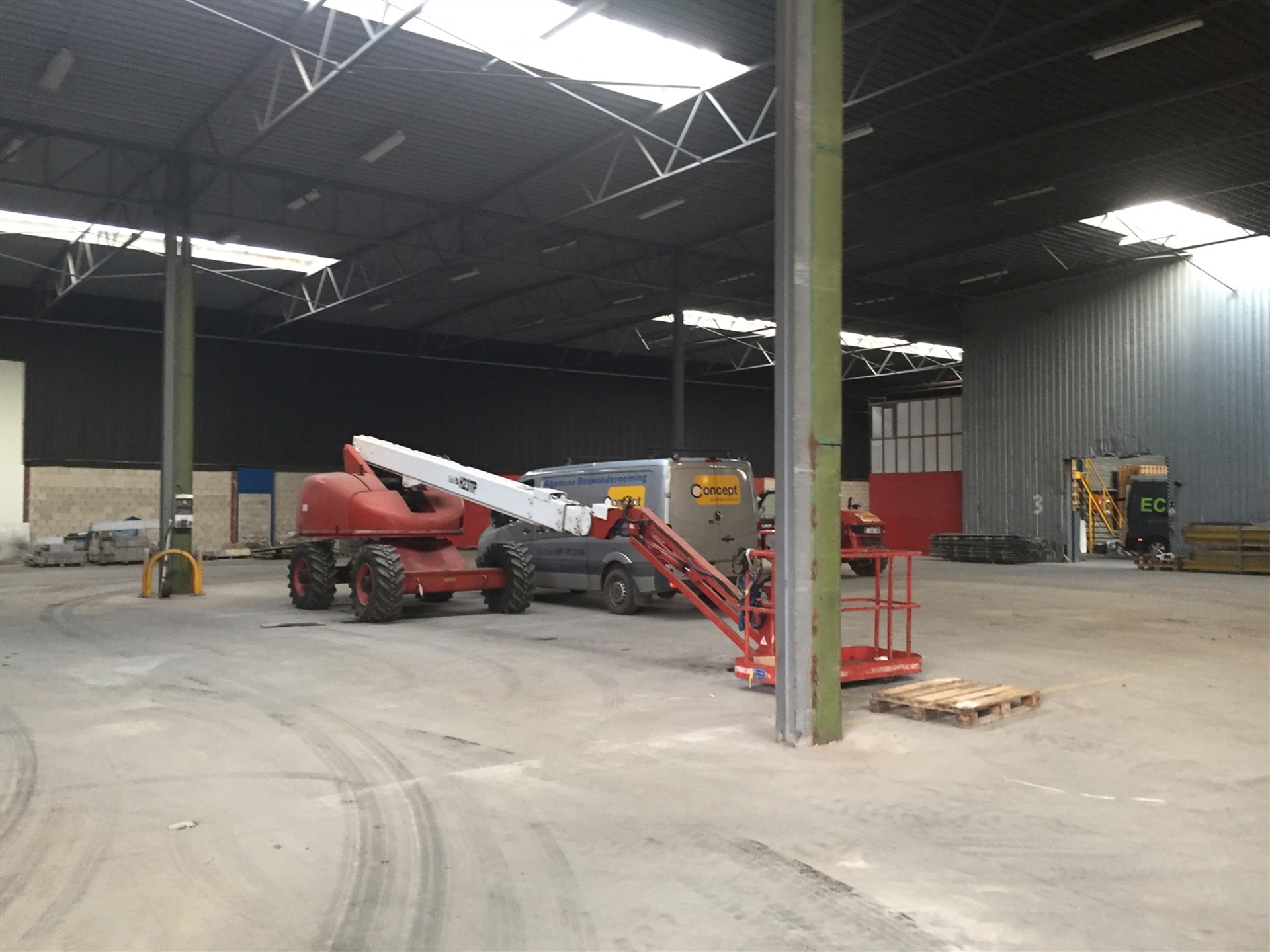 Commercial for rent in Dilsen-Stokkem - photo 5