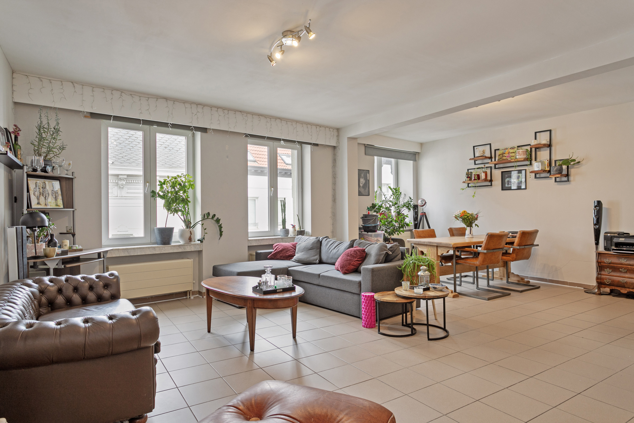 Ruim appartement met twee slaapkamers vlakbij de Meir - foto 2