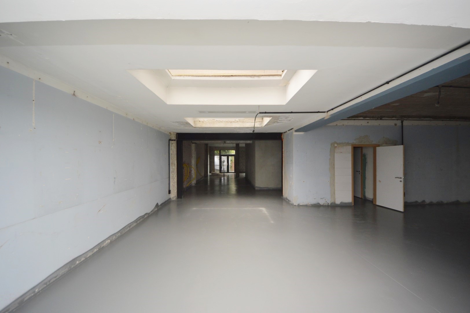 TOP GELEGEN HANDELSGELIJKVLOERS  - foto 5