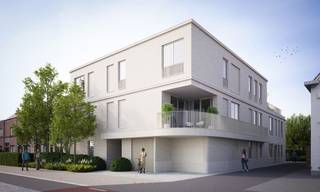 In het charmante Astene, vlakbij de Leie, ligt Villa d’Astene een uniek woonproject dat elegantie en modern comfort combineert. Dit prestigieuze gebouw is een eerbetoon aan de klassieke villa’s van vroeger, met een hedendaagse afwerking die stijl en functionaliteit naadloos samenbrengt. Hier woont u niet zomaar, u resideert in een exclusieve setting die een gevoel van luxe en rust ademt.<br /><br />Energiezuinig en veelzijdig wonen<br /><br />Villa d’Astene omvat zeven energiezuinige BEN-appartementen, ontworpen met oog voor detail en duurzaamheid. De woningtypes bieden voor elk wat wils:<br /><br />Tuinappartementen op het gelijkvloers, met ruime terrassen en een privatieve tuin.<br /><br />Terrasappartementen op de eerste verdieping, met zonnige terrassen en een overvloed aan licht.<br /><br />Een indrukwekkende penthouse, die uitblinkt door zijn exclusieve daktuin en panoramisch uitzicht.<br /><br />Ideale ligging<br />Deze prachtige residentie bevindt zich in een rustige, groene buurt met alle voorzieningen binnen handbereik. Van gezellige winkels en scholen tot vlotte verbindingen naar Deinze, Latem, Gent en de E40 – Villa d’Astene biedt een centrale ligging die zowel rust als bereikbaarheid garandeert.<br /><br />Villa d’Astene is de perfecte plek voor wie stijlvol, comfortabel en duurzaam wil wonen in een inspirerende omgeving.<br /><br />
<div>Tijdelijke lanceringsactie:</div>
<div>Korting van het volledige keukenbudget ter waarde van 12.000€ + BTW voor de appartementen en 20.000€ + BTW voor de penthouse.</div>
<br />Voor meer informatie contacteer Krista 0470 70 72 26