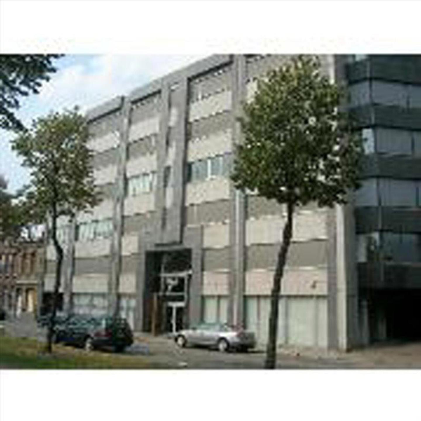 Garage for rent in Berchem - photo 3