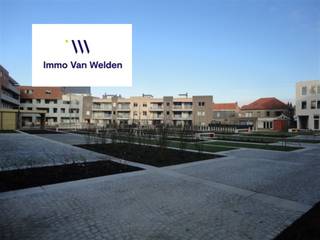 Prachtig appartement op unieke locatie ! Instapklaar ! Indeling : inkom, berging, open ingerichte keuken, eet-en zitplaats, badkamer, 1...