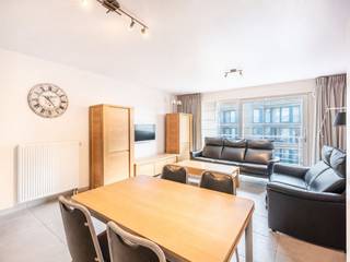 Don’t miss this opportunity: A move-in-ready apartment with a side view of the sea in a prime location in Koksijde!<br /><br />Located on the second floor of the well-maintained Santos Secundo residence (built in 2011), this move-in-ready apartment boasts an excellent location. The sea is literally just around the corner, the Schipgat Dunes serve as your green backyard, and the lively center of Koksijde is just a few minutes’ walk away. The ideal base for anyone looking for a carefree second home on the Belgian coast.<br /><br />Layout:<br />Spacious entry hall | bright living area with a fully equipped open kitchen | sunny balcony with a side view of the sea | bathroom with a bathtub and vanity | separate guest restroom with a sink | first bedroom with bunk beds | spacious second bedroom with access to the rear balcony.<br /><br />Are you looking for a move-in-ready apartment in a prime location, close to the sea, the dunes, and downtown? Contact us today for more information or to schedule a visit.