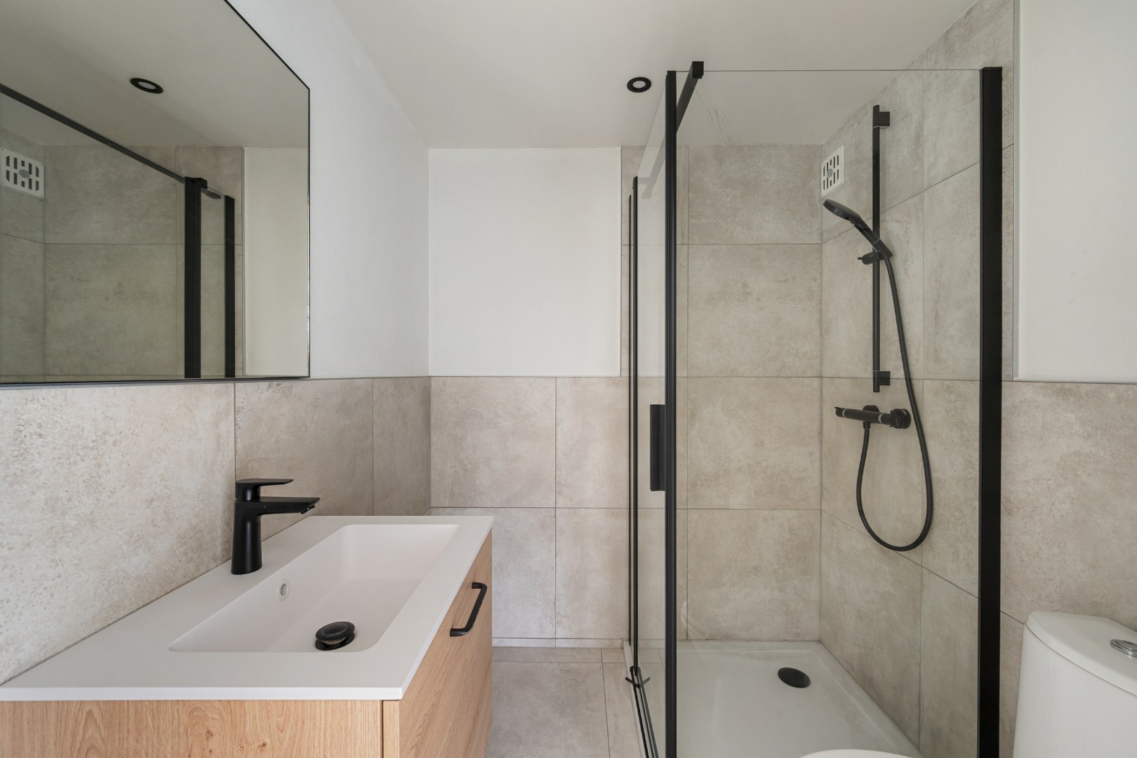 Studio met terras en garage in het centrum van Roeselare - foto 5