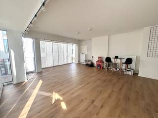 Ontdek dit modern en energiezuinig appartement in Hasselt, ideaal gelegen op de Botermarkt in het bruisende stadscentrum. Dit stijlvolle...