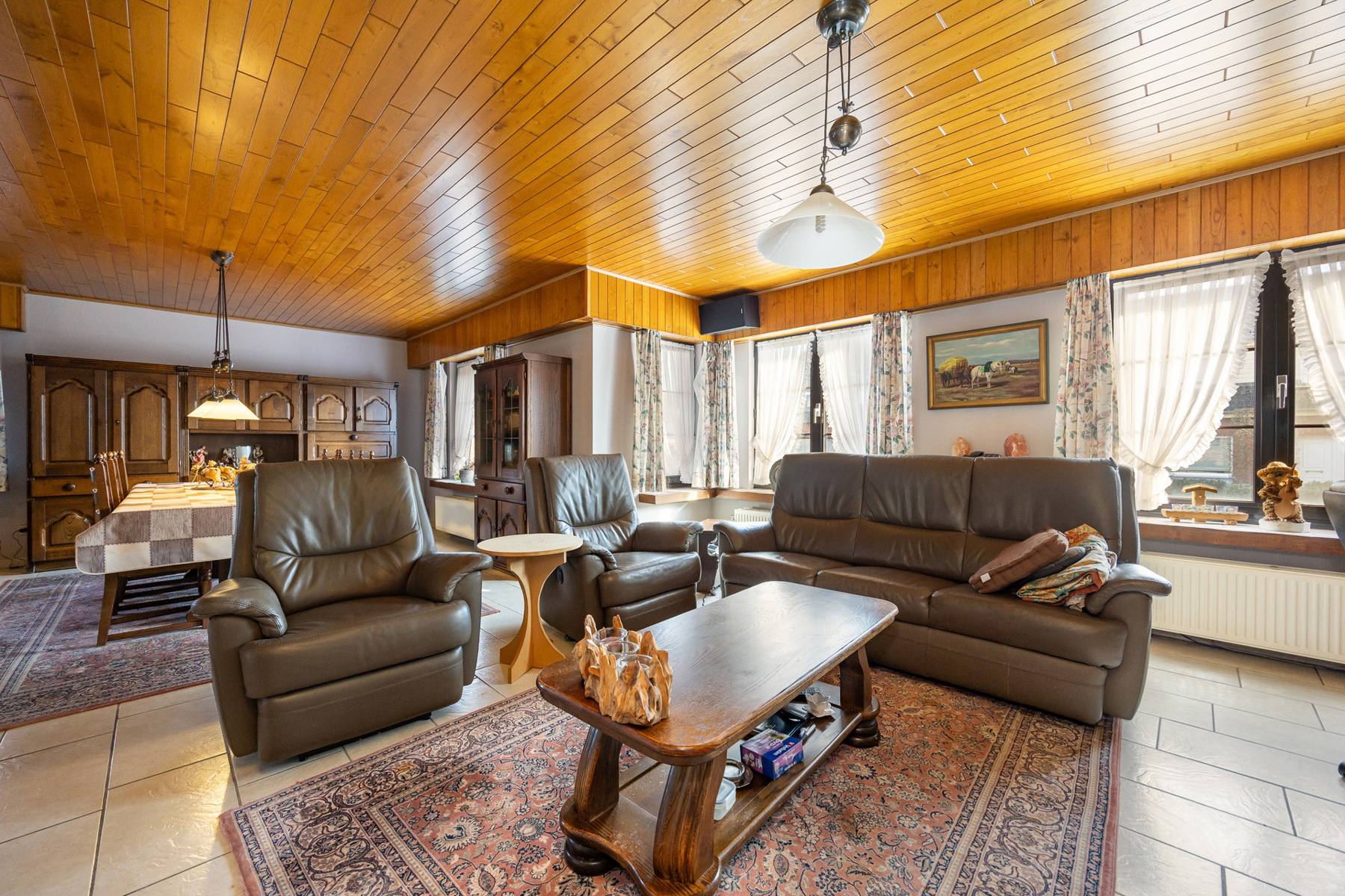 Gebouw bestaande uit 2 wooneenheden in een rustige straat in het centrum van Beerse op een perceel van ca 463 m². - foto 3