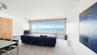 Dit ruime en lichtrijke appartement bevindt zich op de zevende verdieping van een recent gerenoveerde residentie, schitterend gelegen op de...