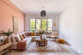 Op zoek naar een instapklaar appartement?Dit appartement in een kleinschalig gebouw met lage gemeenschappelijke kosten ligt op een toplocatie,...