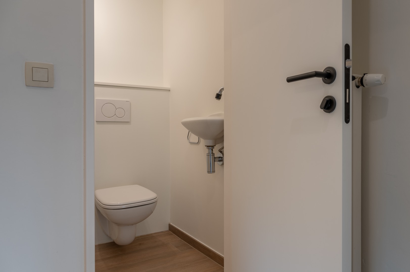 Modern twee slaapkamer appartement - foto 5