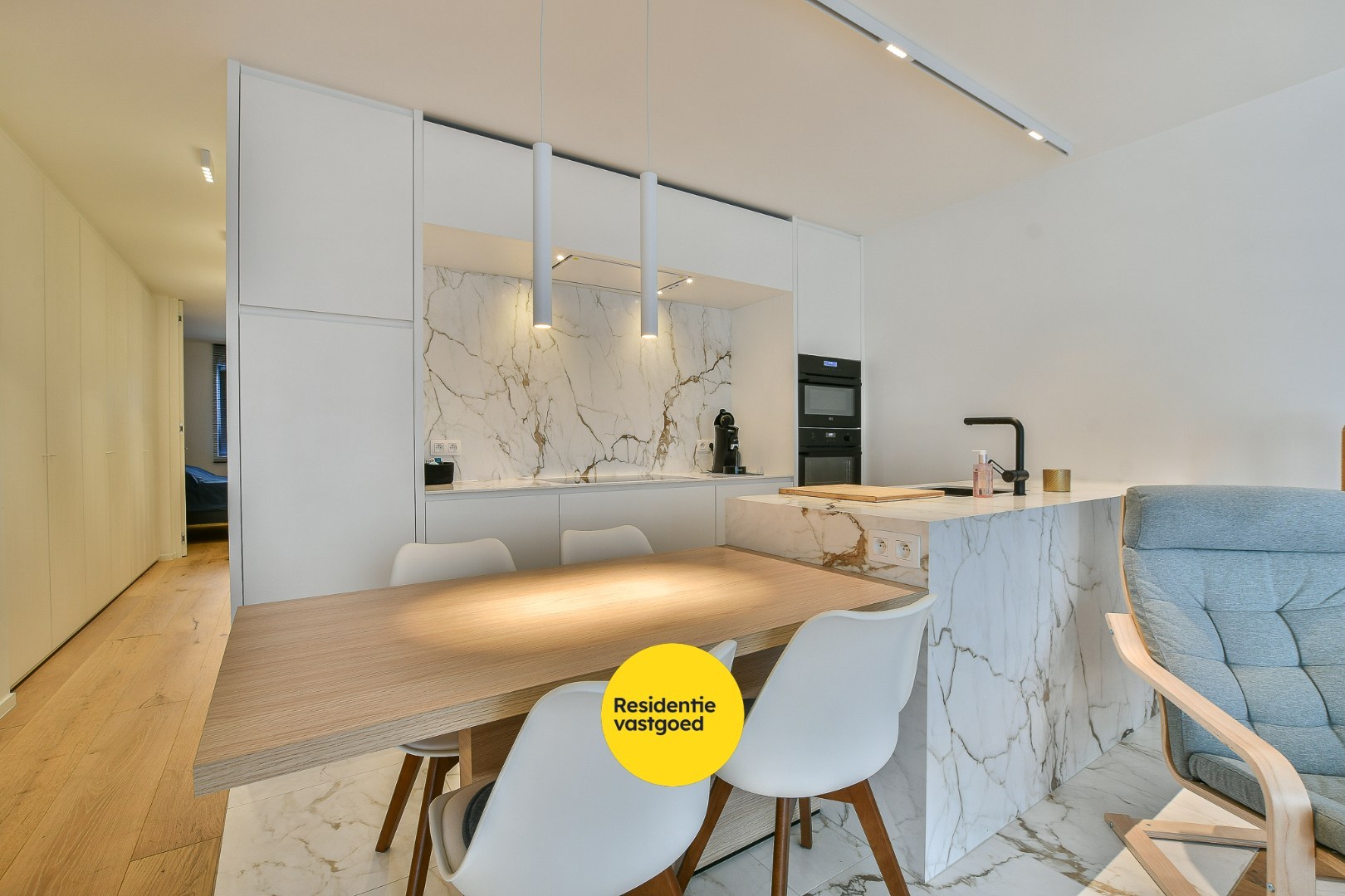 Te huur: Recent en energiezuinig appartement in centrum Wenduine (Kerkstraat) - foto 4