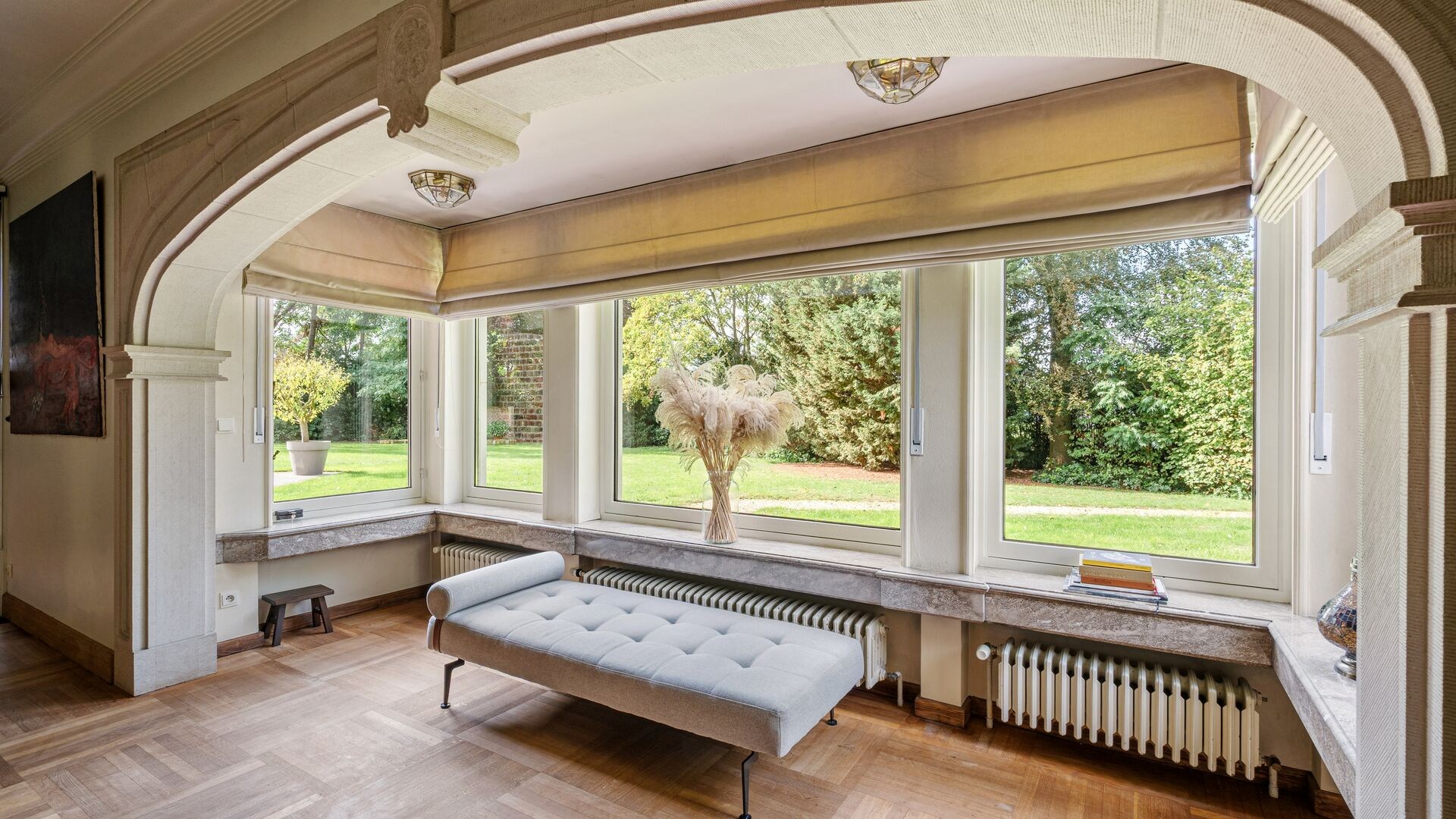 Een woning met een verhaal, waar ruimte, karakter en rust samenkomen - foto 4