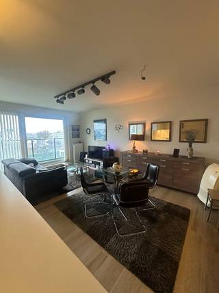 Instapklaar appartement (Residentie Scheldehof) gelegen op een rustige site dichtbij invalswegen, winkels en wandelroutes. Het appartement...