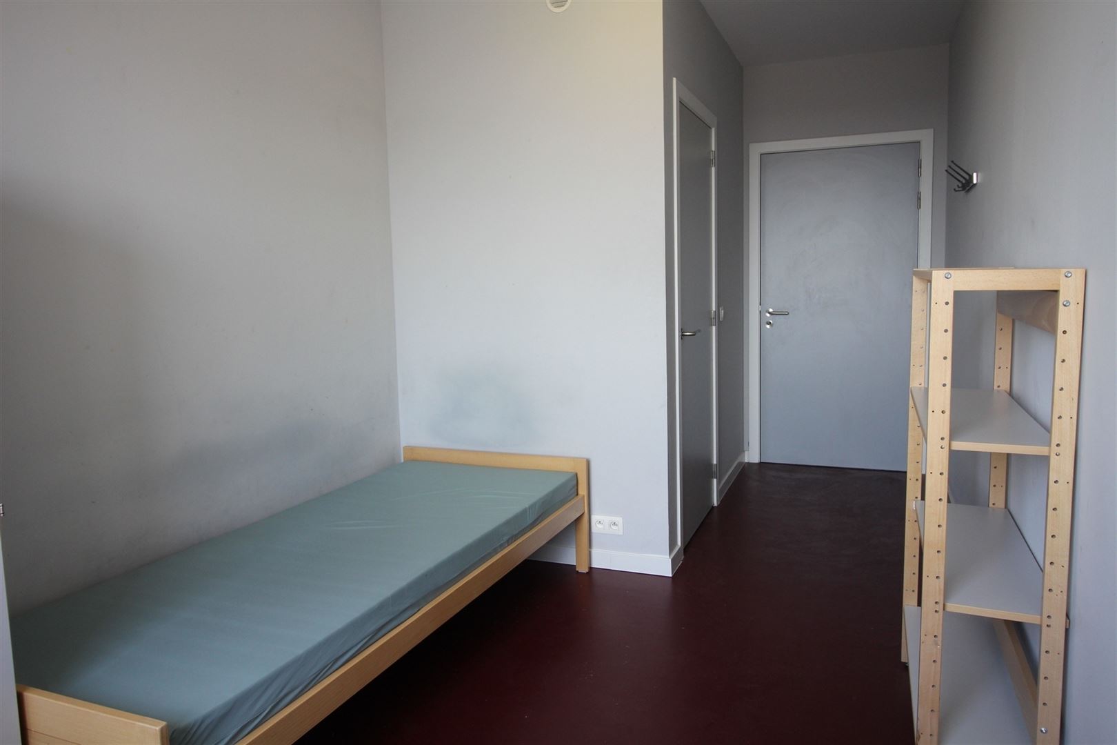 Studentenkamer op de bovenste verdieping op een toplocatie! - foto 4