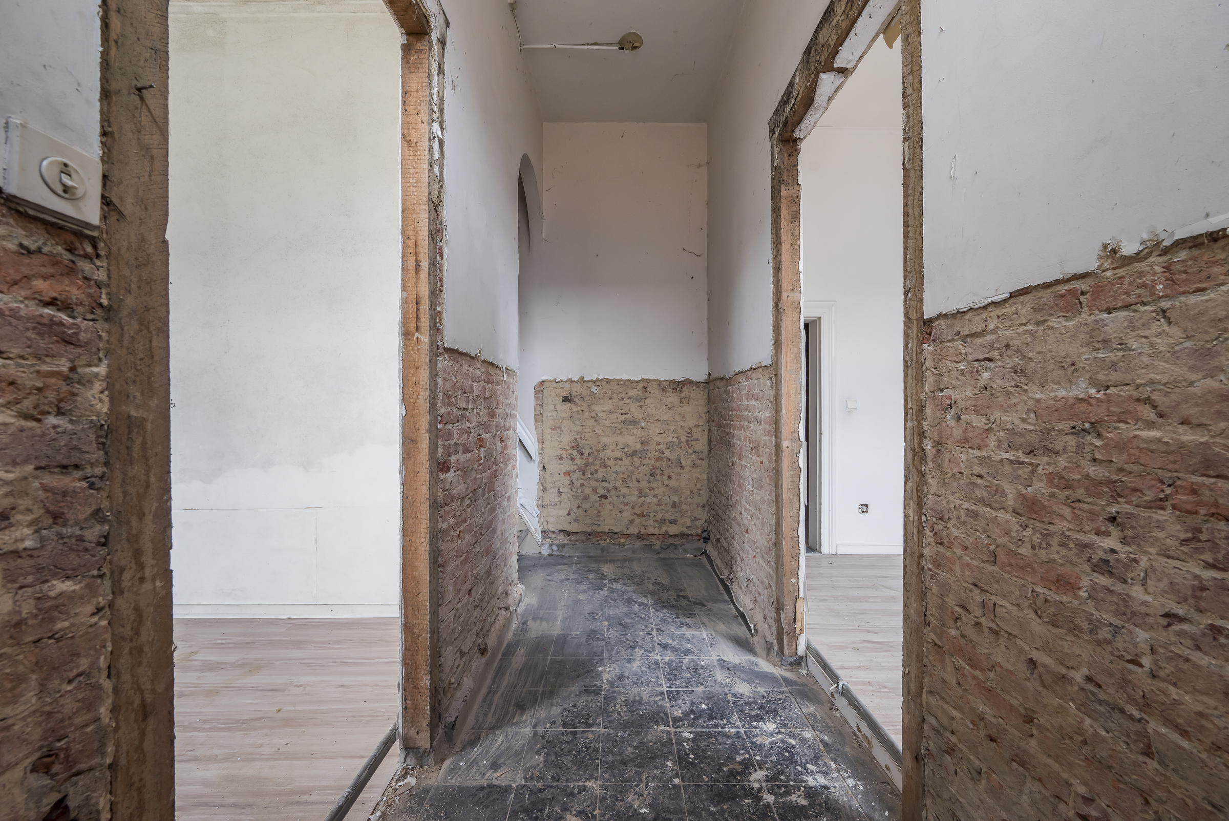 Halfopen bebouwing met veel potentieel te koop in Kruibeke! - foto 5