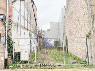 In het hart van Heist bieden wij deze bouwgrond aan die volledig voorbereid is en meteen klaar voor de start van uw bouwproject. Alle...