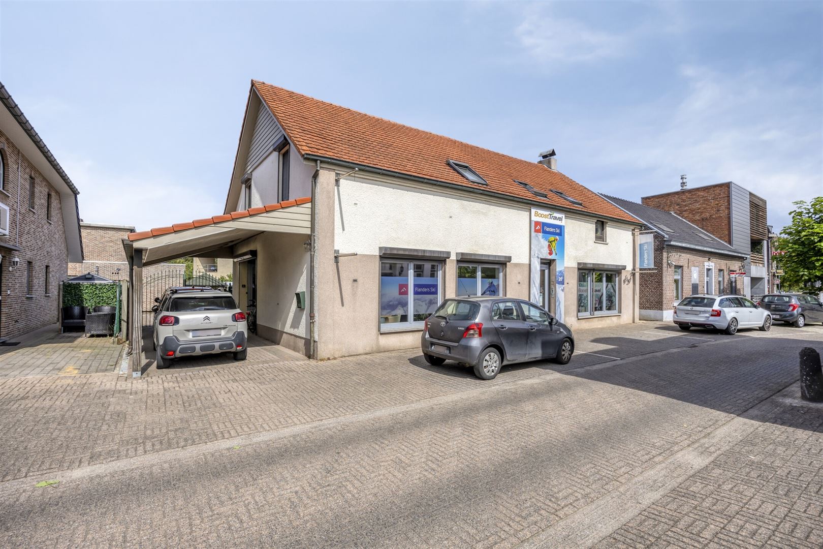 TE KOOP: Woning met handelsruimte en appartement in Eksel! - foto 2