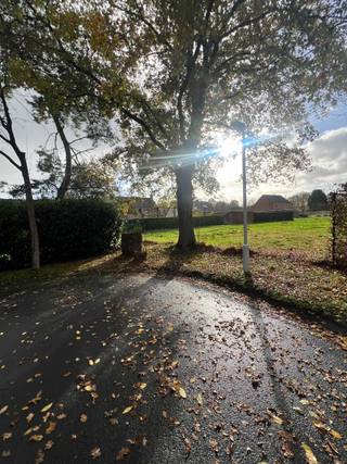 Perceel bouwgrond van 961m² in doodlopende straat!Perceel van 961m² op top locatie in Kalmthout vlakbij heide Kalmthout & centrum!Grond voor open...