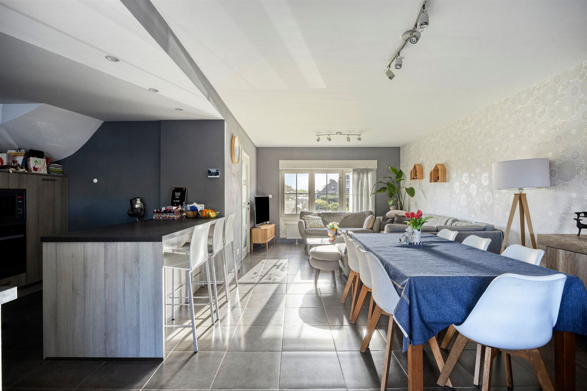 Instapklare woning met 2/3 slpk's in doodlopende straat! - foto 4