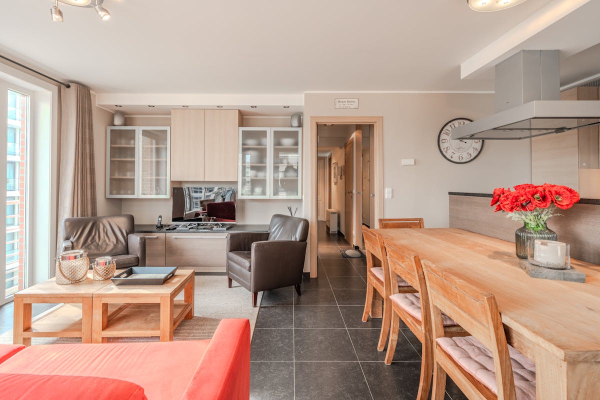Spacieux appartement d'angle de 3 chambres dans un emplacement privilégié ! - photo 4