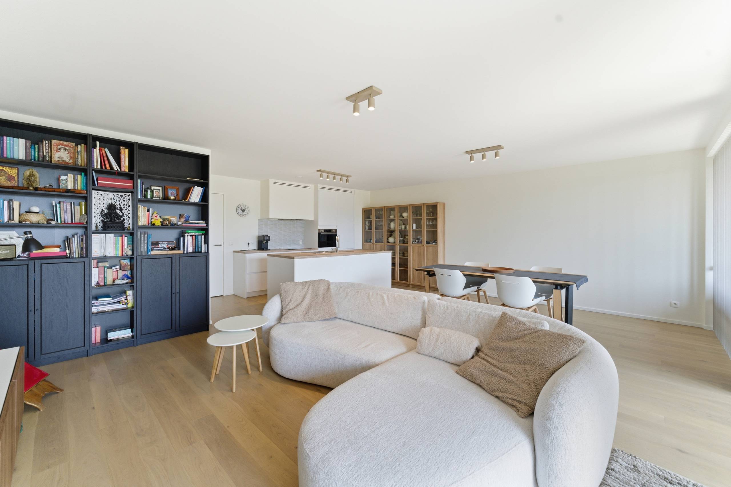 Apartment for sale in Veurne with 2 bedrooms - photo 5