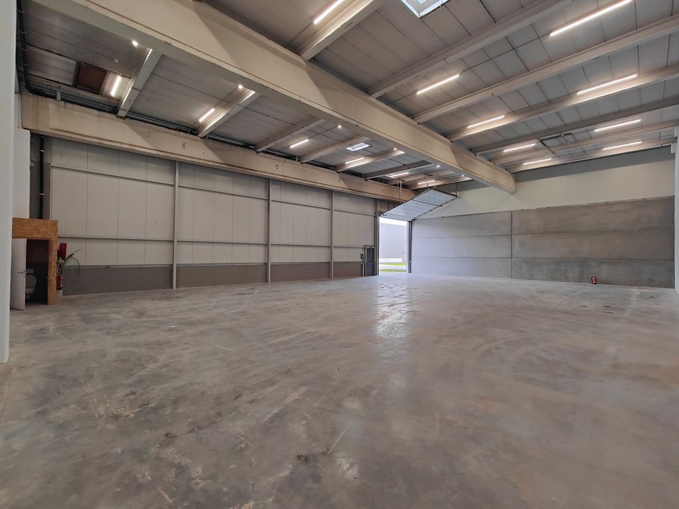 NIEUWBOUW KMO-UNIT van 823 m² BRUGGE - photo 5