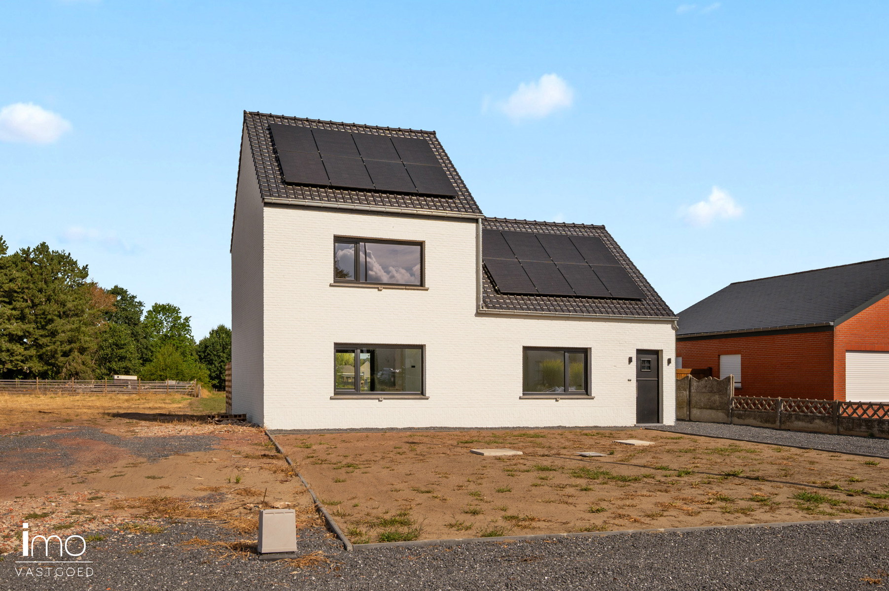 Volledige gerenoveerde woning op een zeer rustige locatie. - foto 3