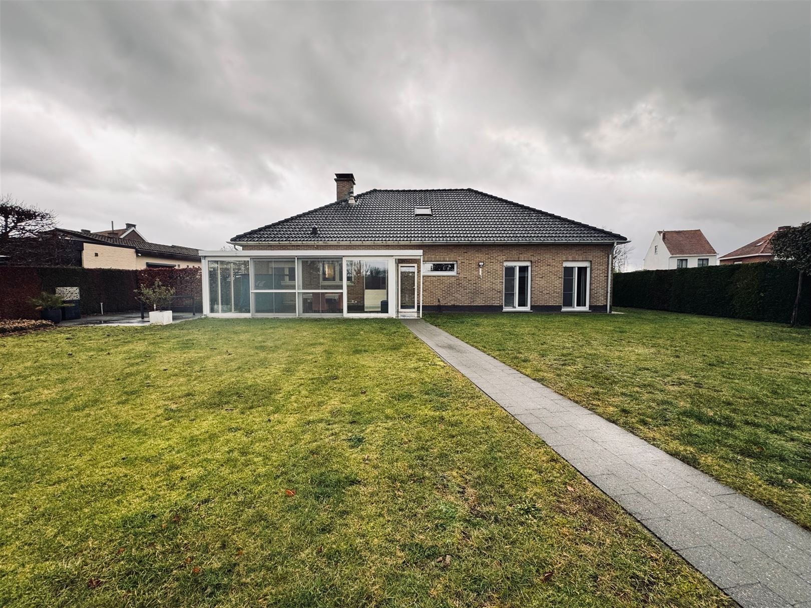 Maison à louer à Stekene avec 5 chambres - photo 2