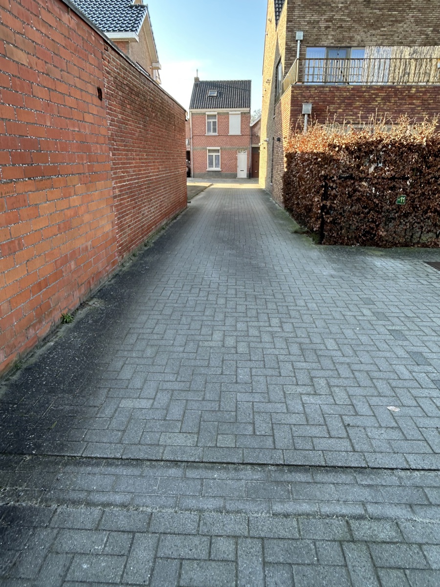 Autostaanplaats midden in het centrum - foto 4