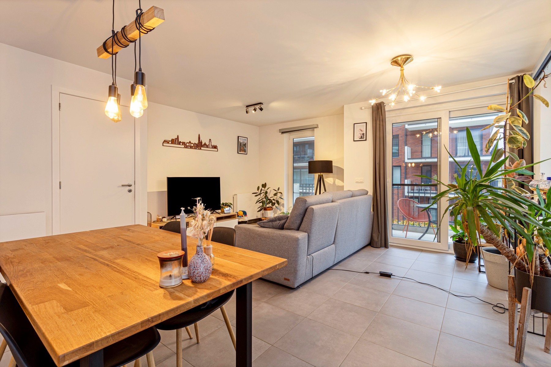 Appartement met 2 slpks, staanplaats en berging - foto 4