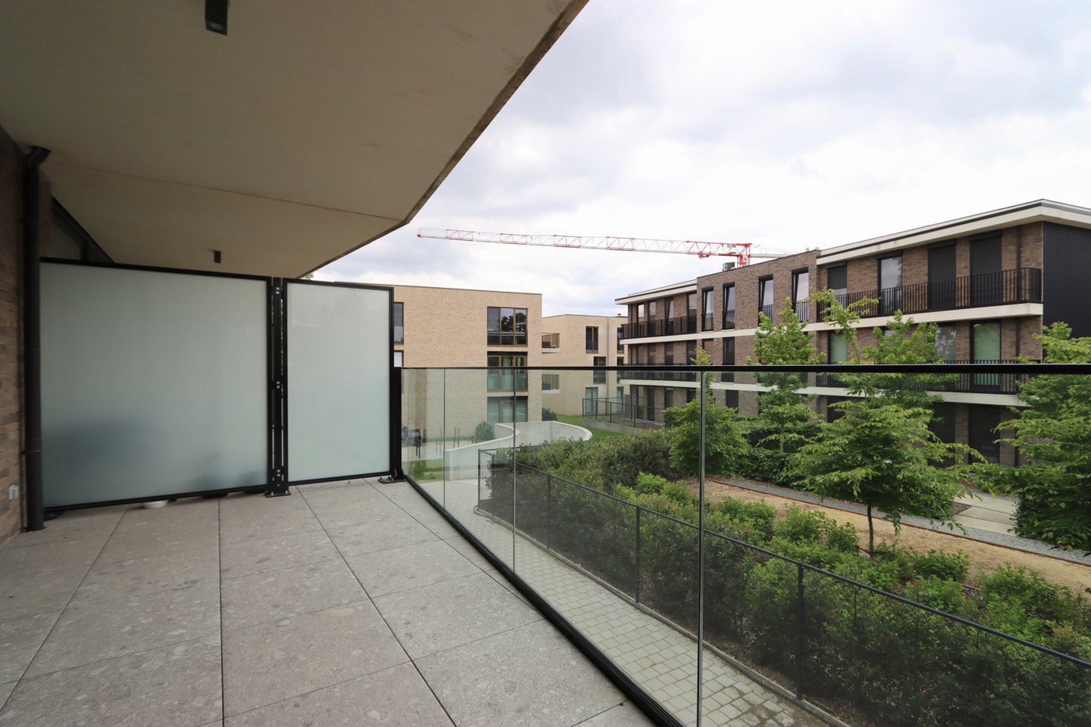 Appartement met 2 slaapkamers en terras in Beveren! - foto 5