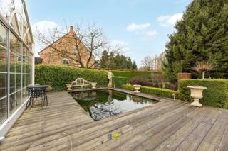 Rustig wonen in het groen met een uitzonderlijke tuin!Gelegen in een rustige en groene omgeving, op wandel- en fietsafstand van de Brabohoeve en de...