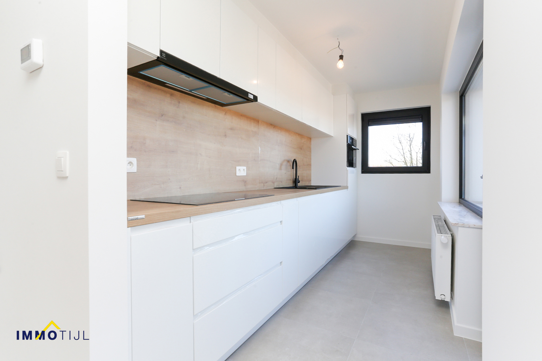 Prachtig 2 slaapkamerappartement met garage! - foto 2