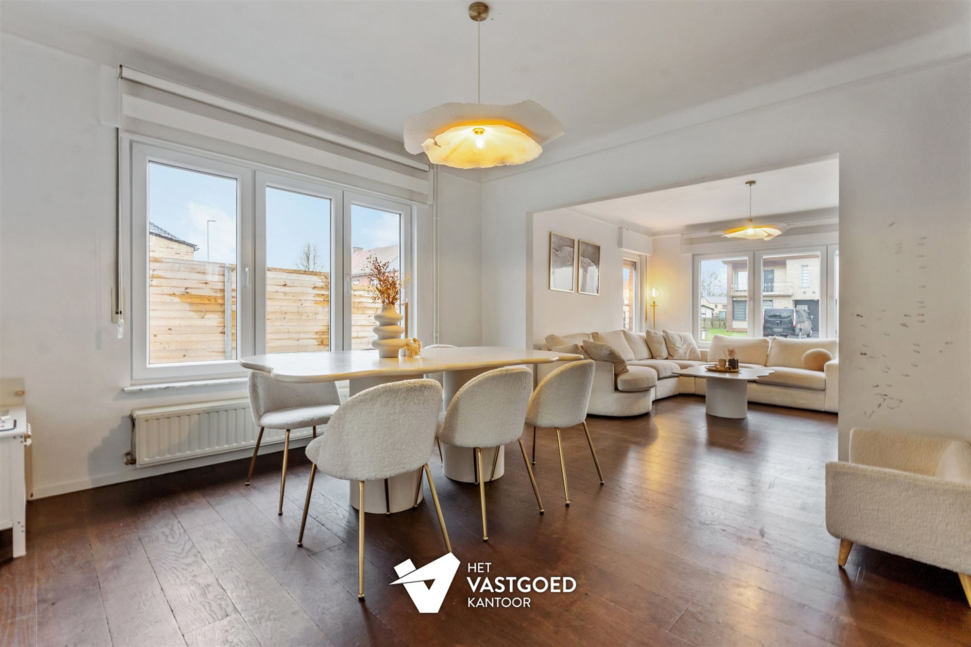 VOLLEDIG GERENOVEERDE WONING MET 4 SLAAPKAMERS, RUIME LEEFRUIMTES EN VRIJSTAANDE GARAGE OP PERCEEL VAN 6A90CA VLAKBIJ BE-MINE - foto 5