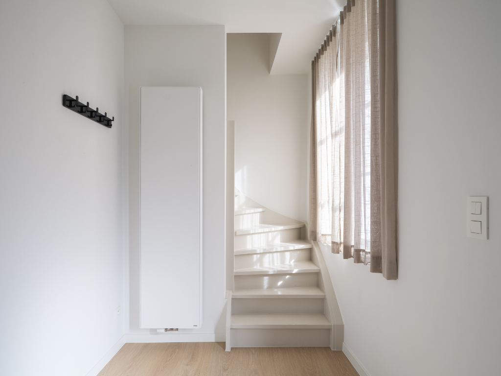 Stijlvol gerenoveerde en instapklare woning met 2 slaapkamers nabij De Visserij – Gent - foto 2