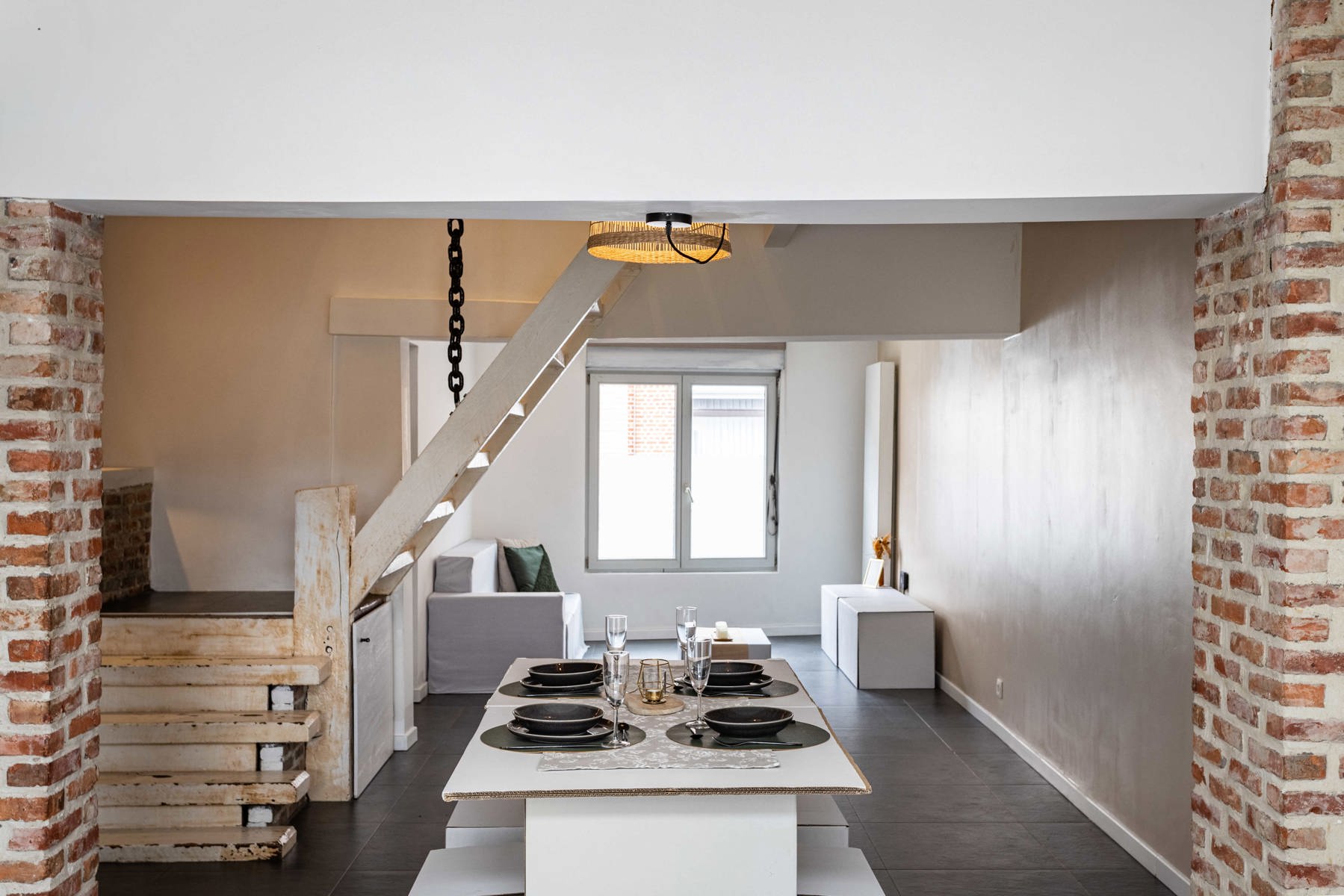 Charmante, gerenoveerde woning met tuin op rustige locatie - foto 4